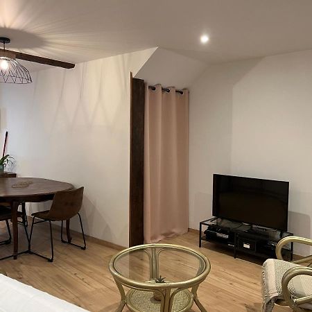 Chez Sam Apartment Langres Exterior photo