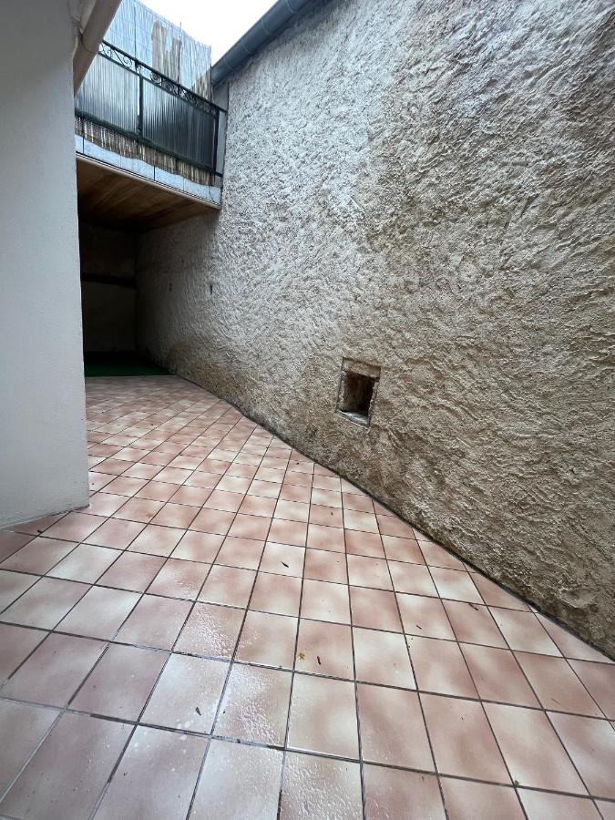 Chez Sam Apartment Langres Exterior photo